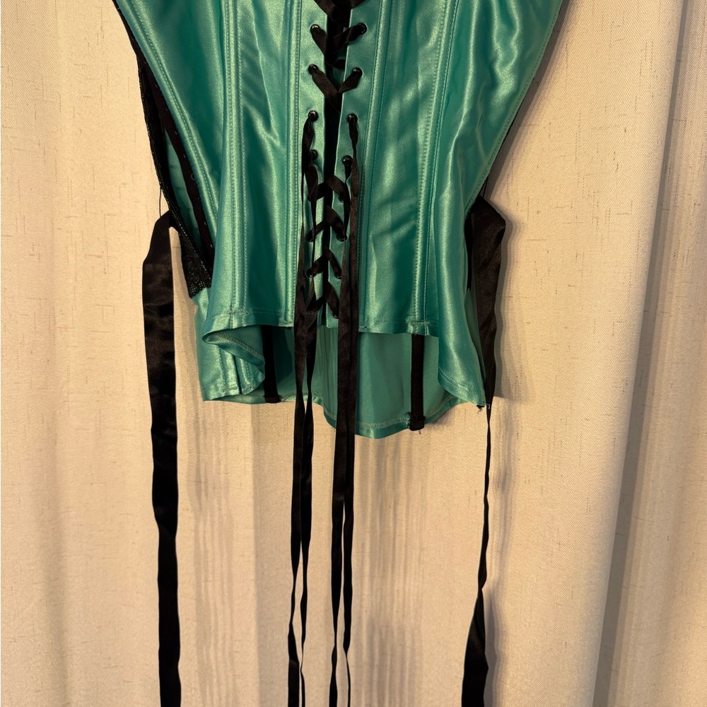 Fredrick’s of Hollywood vintage Green and Black Lace corset - Picture 3 of 8